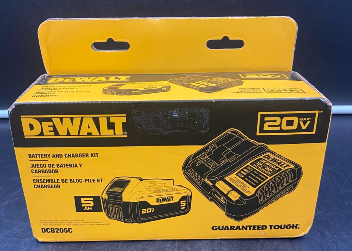 DEWALT 5AH BATTERY AND CHARGER KIT DCB205-2C *BRAND NEW, SEALED*