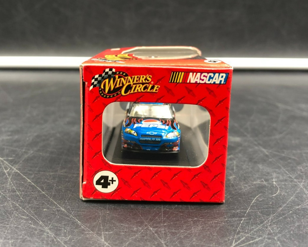 2008 Winner's Circle NASCAR Jeff Gordon #24 Pepsi 1:87 Scale Diecast Car - NEW
