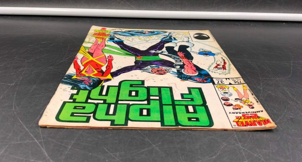 Alpha Flight: Loses a Hero Issue #37 (Marvel Comics) Comic Book