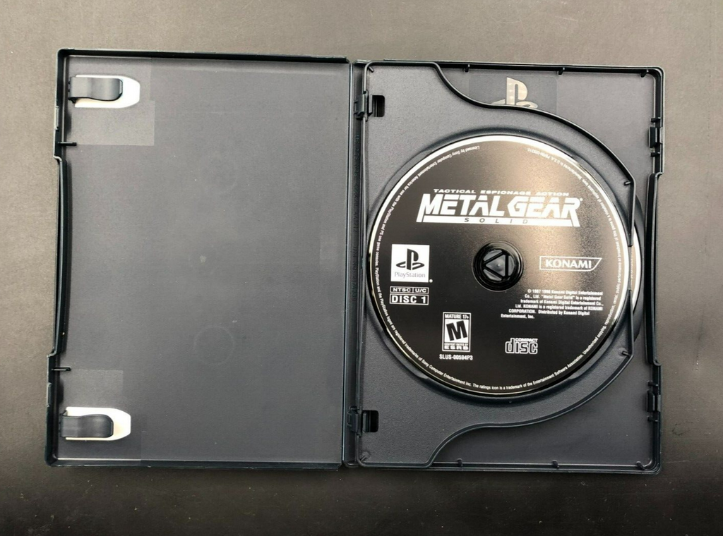 Metal Gear Solid (Sony PlayStation 1, PS1) 2-Disc in Long Case