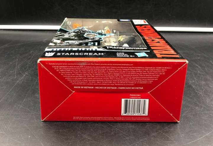 TOMY Studio Series #21 Transformers: ROTF - Starscream Voyager Class Figure -NEW