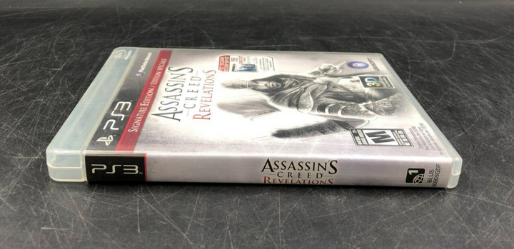 Assassin's Creed: Revelations - Signature Edition (PlayStation 3, PS3) w/ Manual