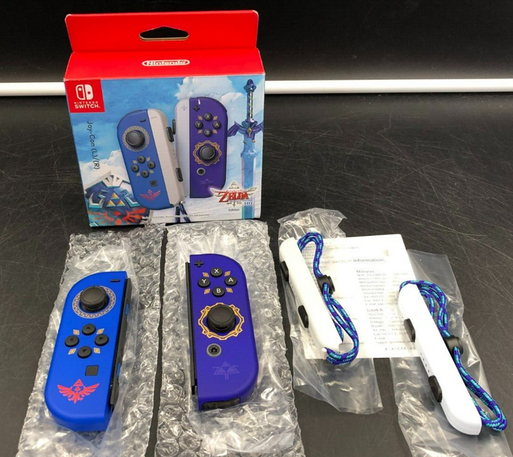 NINTENDO SWITCH Joy-Con The Legend Of Zelda Skyward Sword Ed. *OPEN BOX, NEW*
