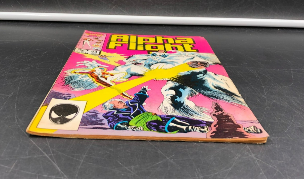 Alpha Flight Issue #44 (Marvel Comics) Comic Book