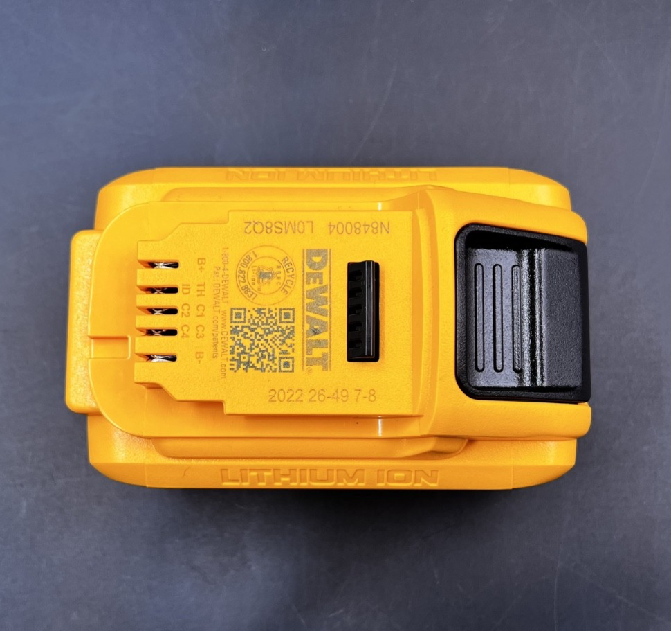 DeWalt DCB210 20V Max XR 10.0Ah Lithium Ion Battery *Open Box*