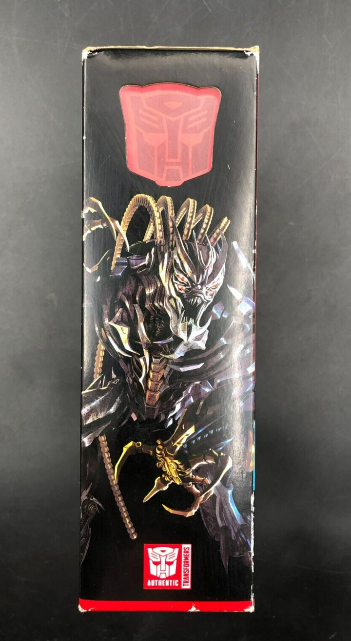 TOMY Studio Series #30 Transformers: Dark of the Moon - Crankcase Deluxe - NEW