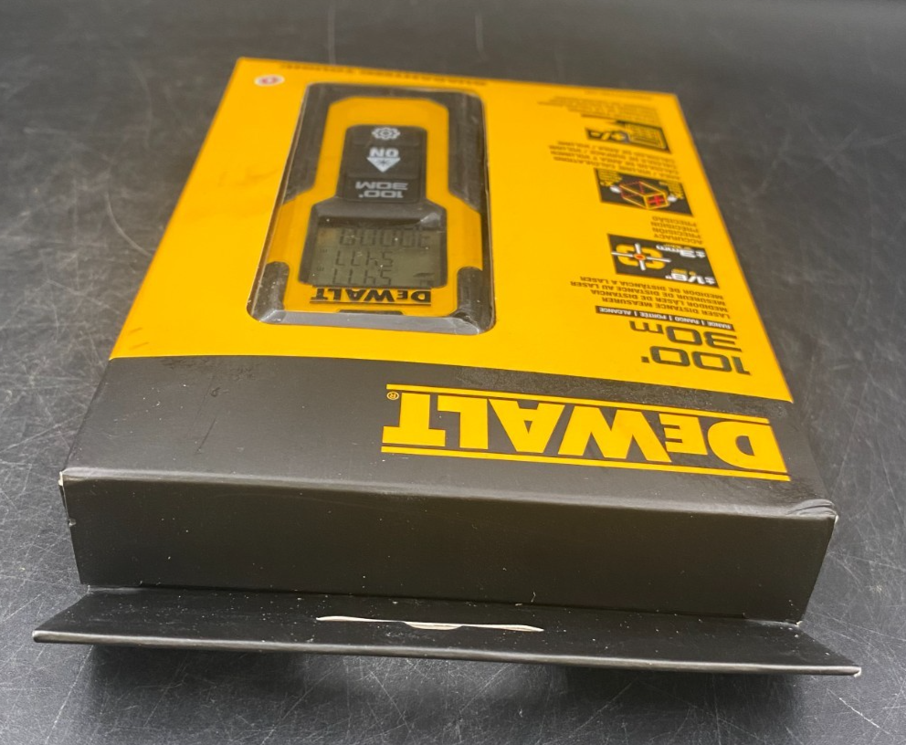 DEWALT 100' 30M Range LASER DISTANCE MEASURER DWHT77100-CN *BRAND NEW, SEALED*