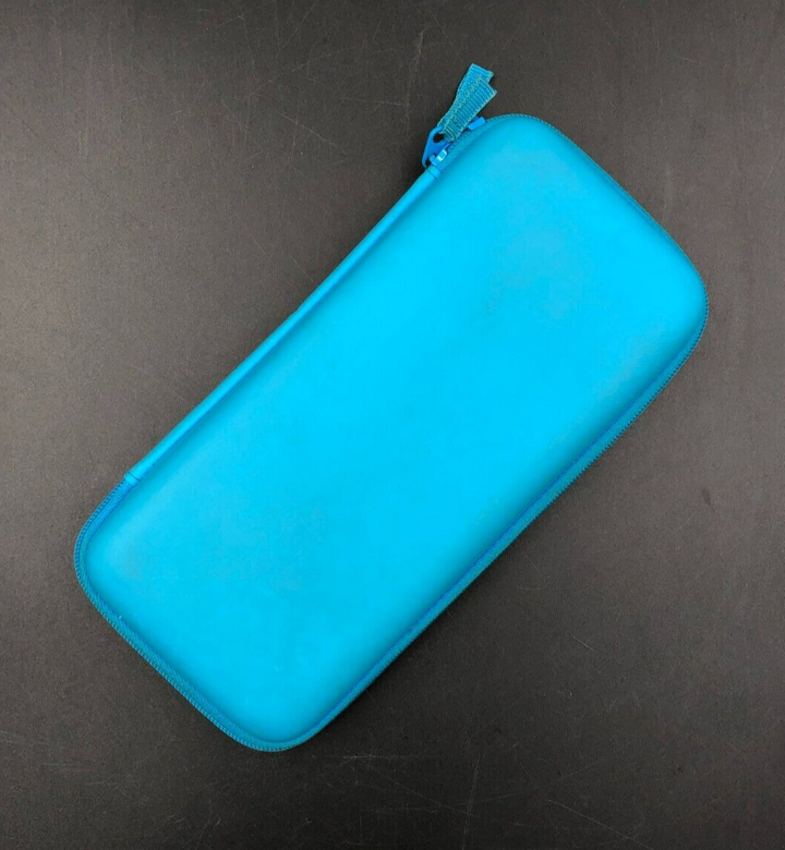 Hori The Legend of Zelda: Link's Awakening - Link Nintendo Switch Travel Case