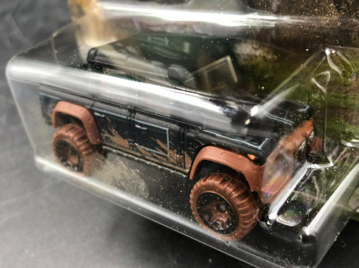 2021 Hot Wheels Off-Road Series Full Set of 5 Die-Cast Trucks Mud Runners - NEW