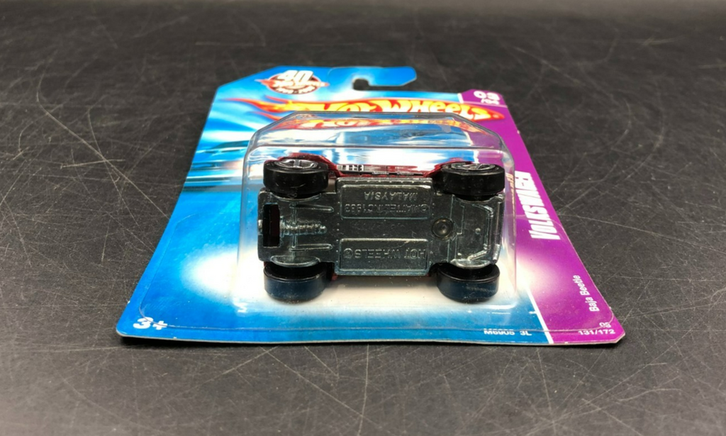 2008 Hot Wheels #131/172 Team: Volkswagen #3/4 Baja Beetle Diecast Car - NEW