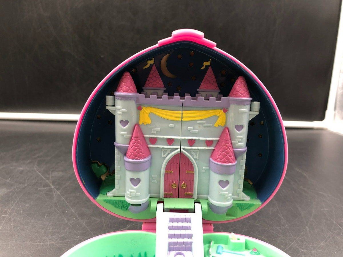 1992 Polly Pocket Pink Heart Playset with Horse Carriage + Reindeer Minifigures
