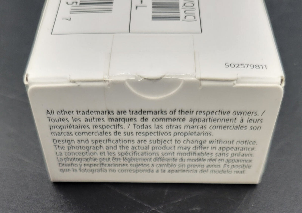 SONY Stereo Headphones (White) *BRAND NEW, SEALED*