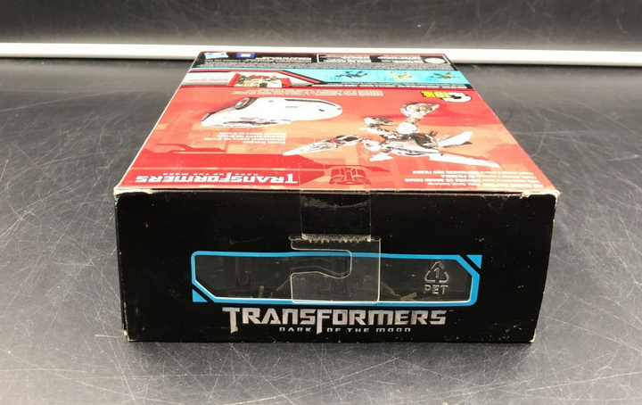 TOMY Studio Series #29 Transformers: Dark of the Moon - Sideswipe Deluxe - NEW
