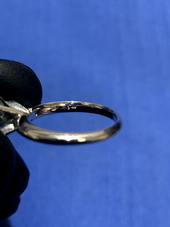14KT White Gold Lady's Custom Made Solitaire Engagement Ring with Appraisal