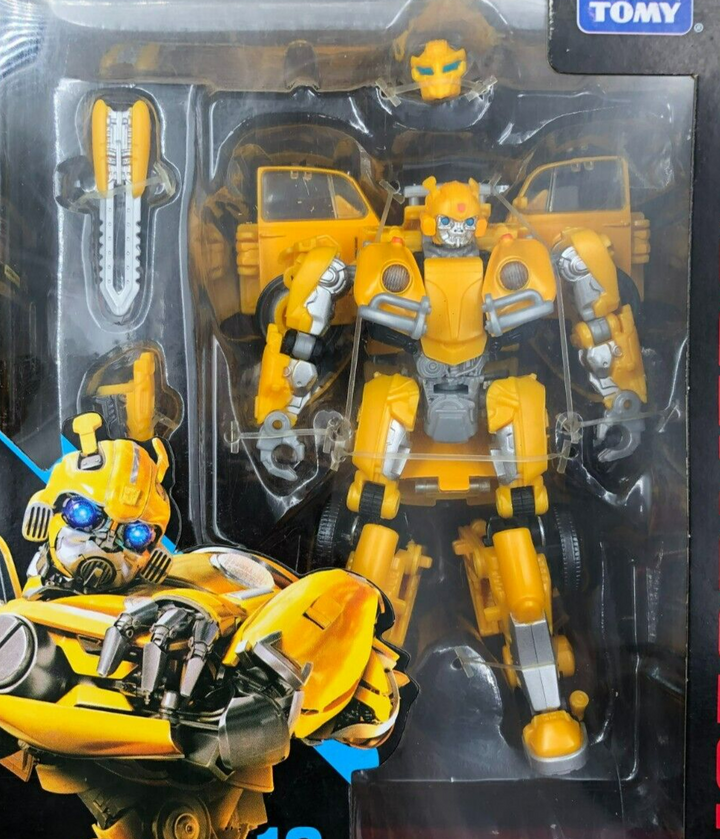 TOMY Studio Series #18 Transformers: Bumblebee - Bumblebee Deluxe Class - NEW