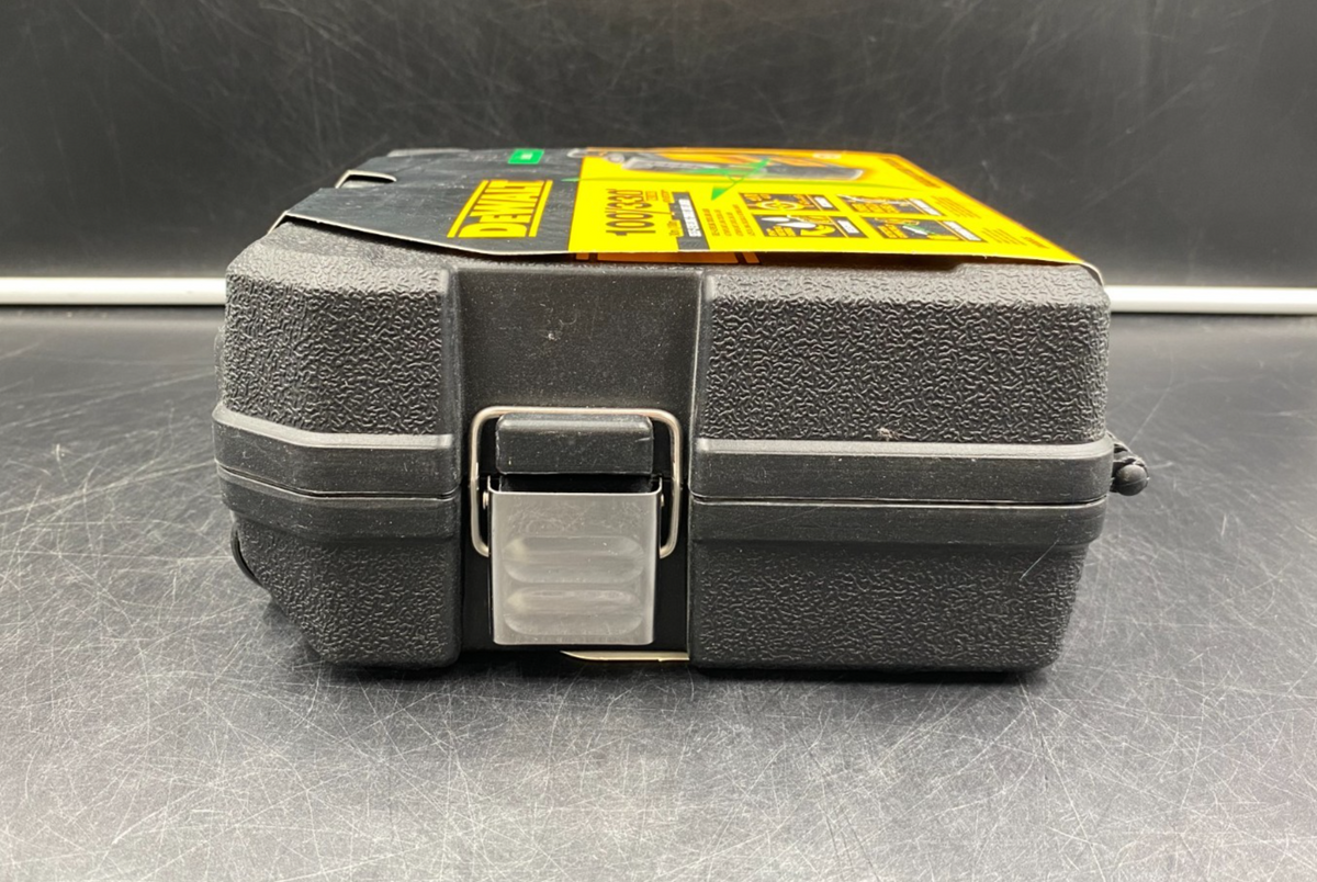 DeWalt DW088CG 100'/330' Self-Leveling Cross Line Level Laser Green - NEW