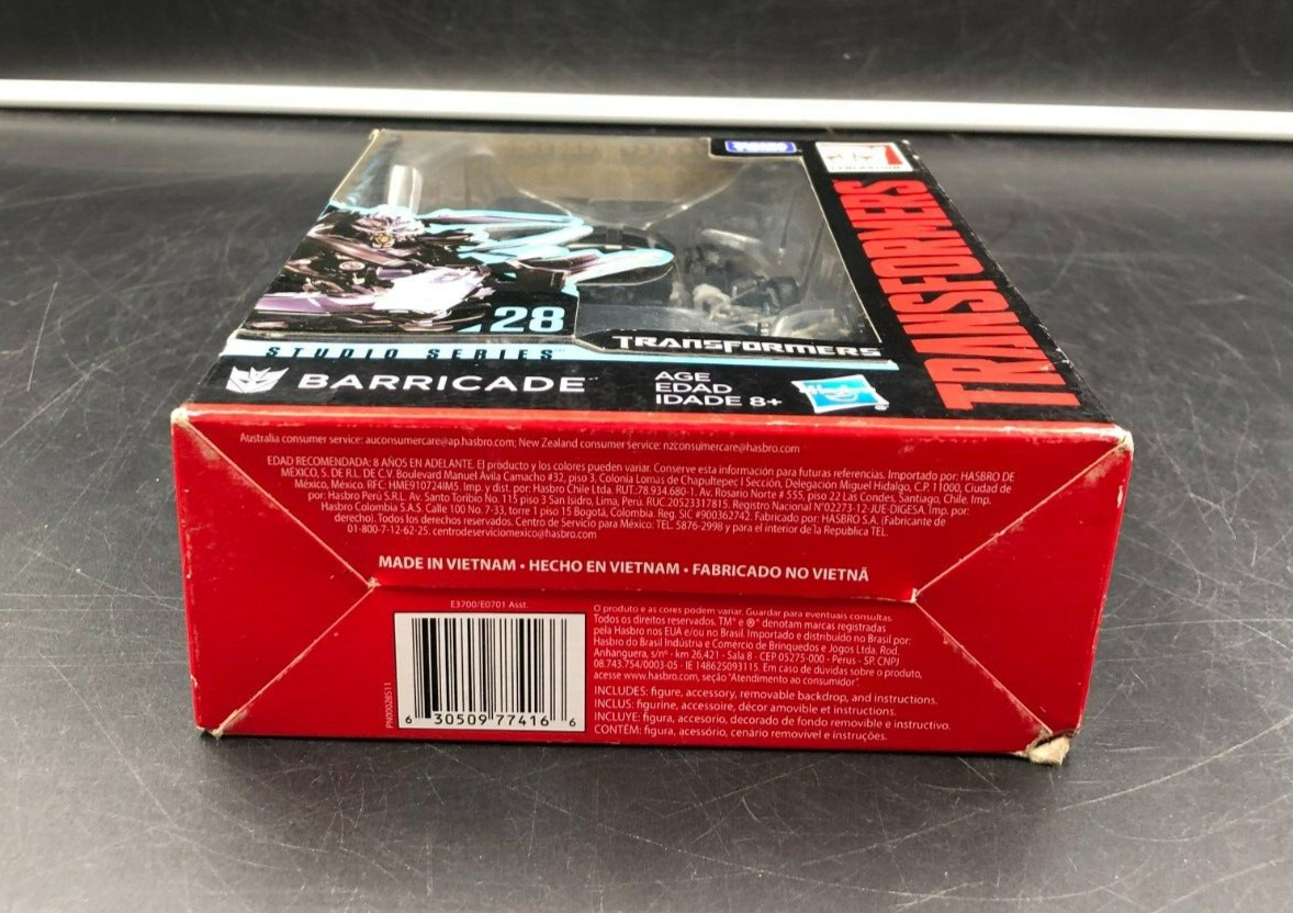 TOMY Studio Series #28 Transformers - Barricade Deluxe Class Action Figure - NEW