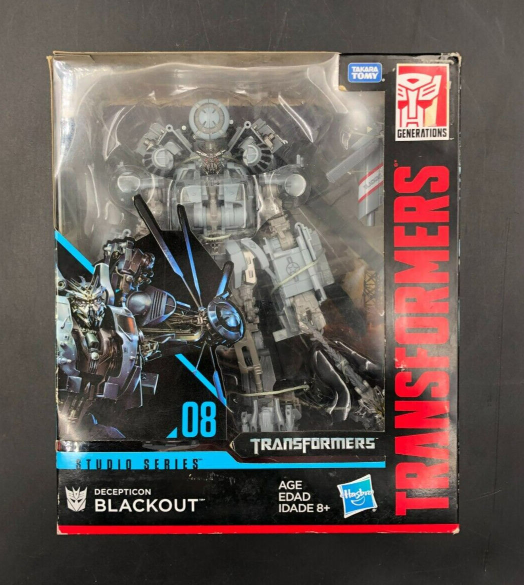 TOMY Studio Series #08 Transformers - Decepticon Blackout Leader Class - NEW