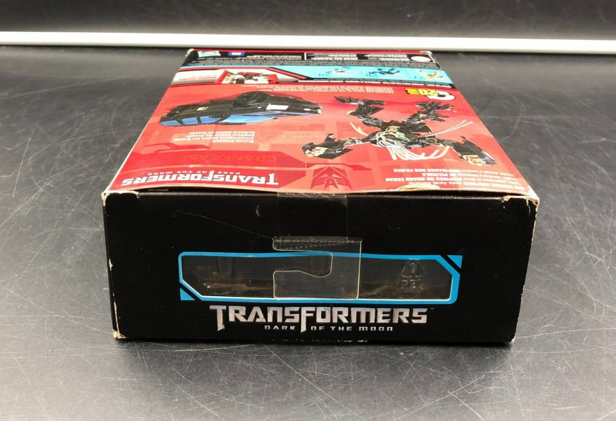 TOMY Studio Series #30 Transformers: Dark of the Moon - Crankcase Deluxe - NEW