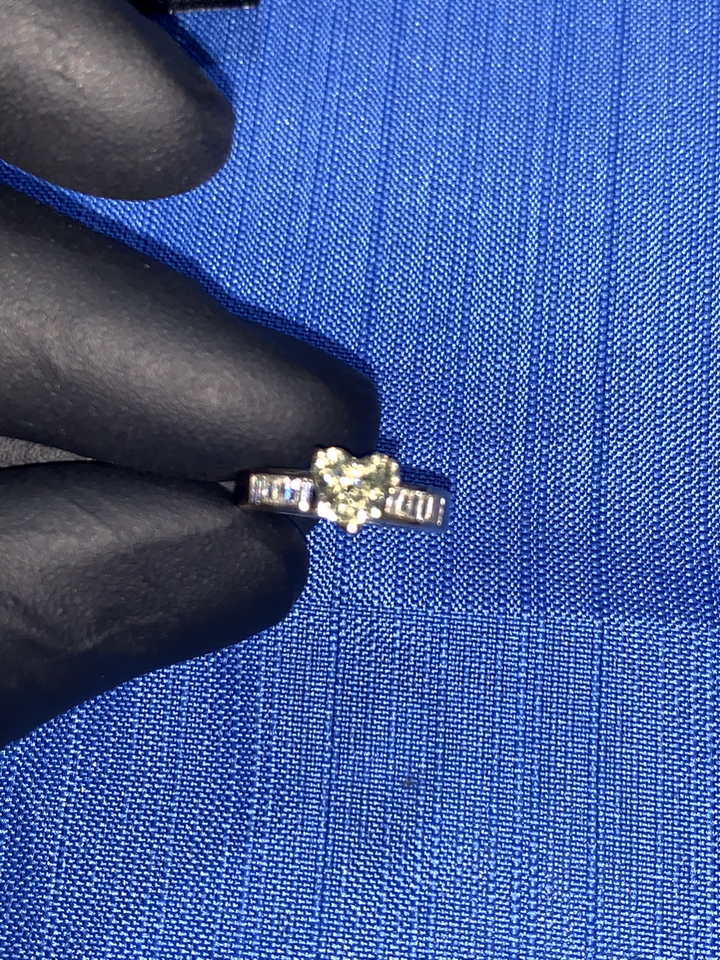 14KT White Gold Lady's Custom Made Diamond Engagement Ring With Appraisal