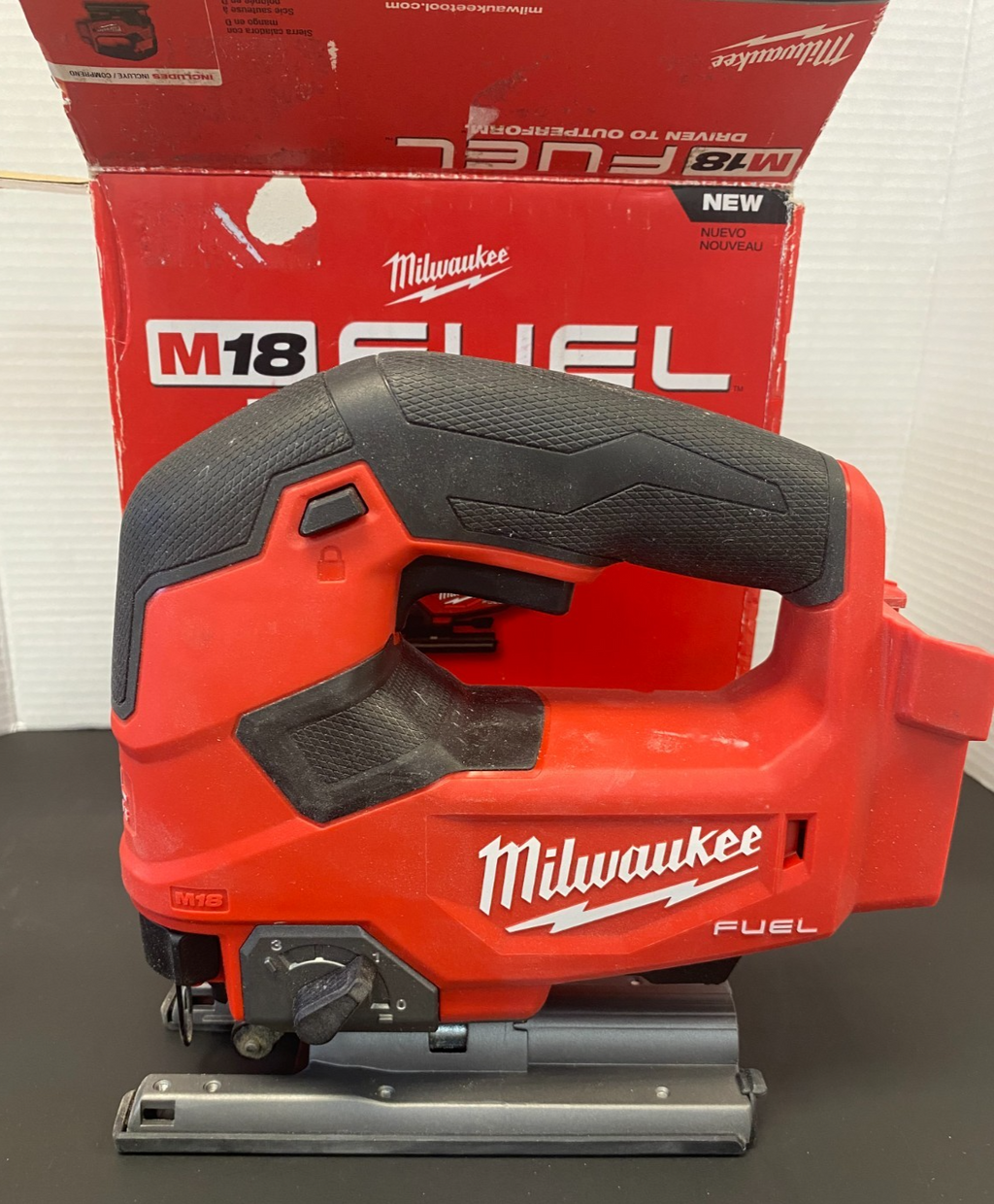 MILWAUKEE M18 FUEL D-HANDLE JIG SAW w/Box 2737-20 *USED, SEE PICS*