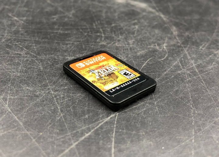 The Legend of Zelda: Breath of the Wild (Nintendo Switch) Cartridge Only