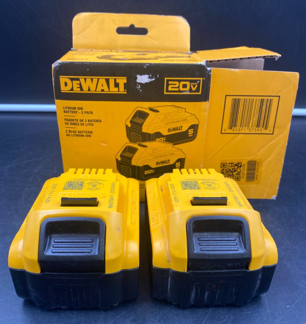 DEWALT 5AH 20V BATTERY - 2 PACK DCB205-2 *USED, SEE PICS*