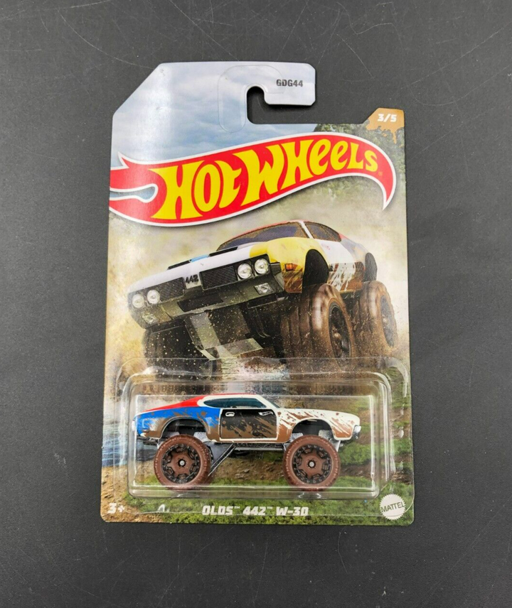 2021 Hot Wheels Off-Road Series Full Set of 5 Die-Cast Trucks Mud Runners - NEW