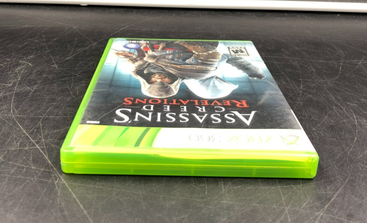Assassin's Creed: Revelations (Microsoft XBOX 360) w/ EN/FR Manuals + Inserts