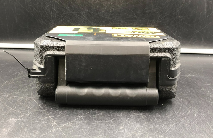 DeWalt DW08302 100 ft (30m) Range 3-Spot Red Laser Level - NEW
