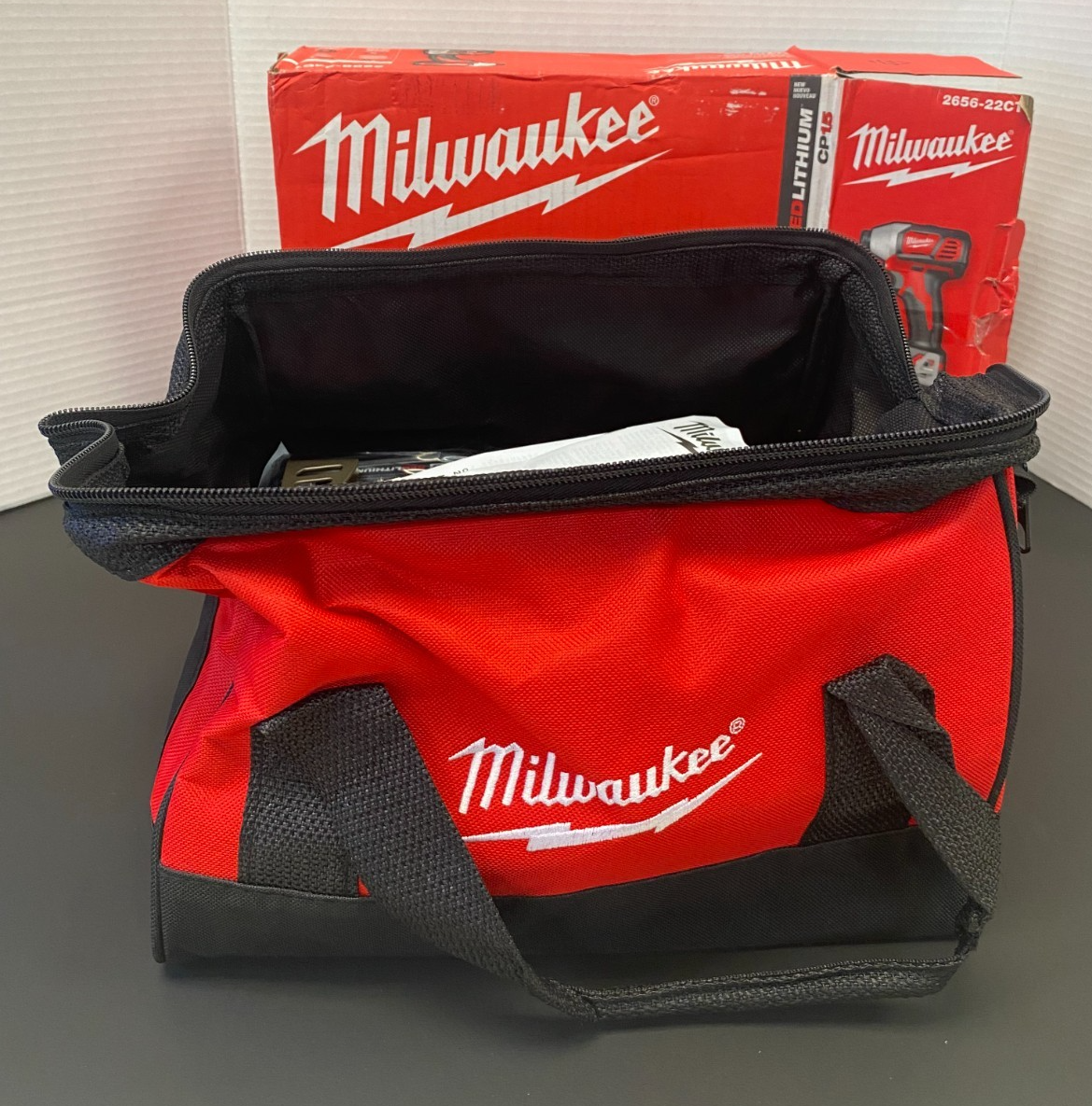 MILWAUKEE M18 Compact 1/4" Hex Impact Driver Kit 2656-22CT *OPEN BOX, NEW*