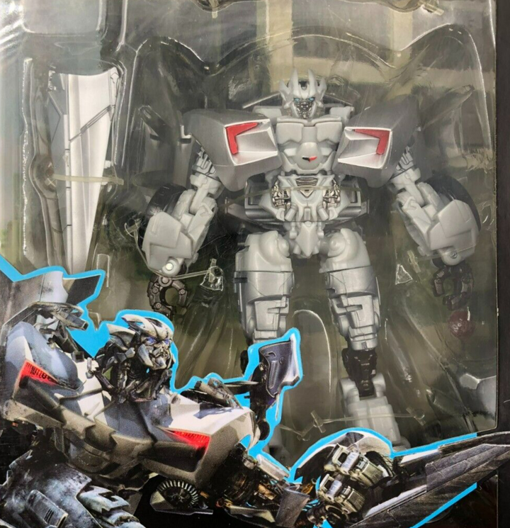 TOMY Studio Series #29 Transformers: Dark of the Moon - Sideswipe Deluxe - NEW