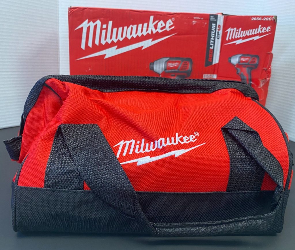 MILWAUKEE M18 Compact 1/4" Hex Impact Driver Kit 2656-22CT *OPEN BOX, NEW*