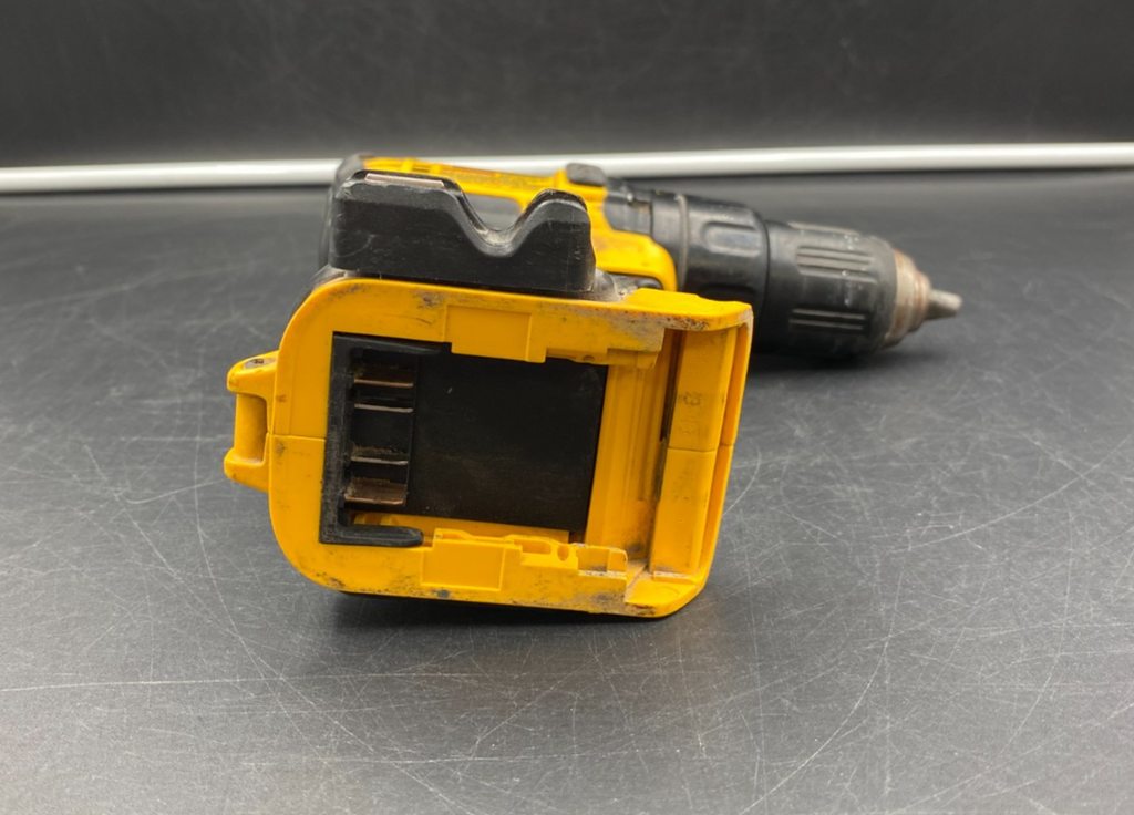 DeWalt DCD780 20V Max 1/2" (13mm) Cordless Drill Driver (Tool-Only)