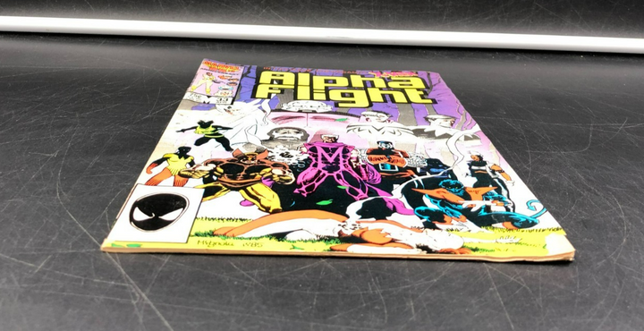 Alpha Flight: Ft. The Uncanny X-Men Issue #33 (Marvel Comics) Comic Book
