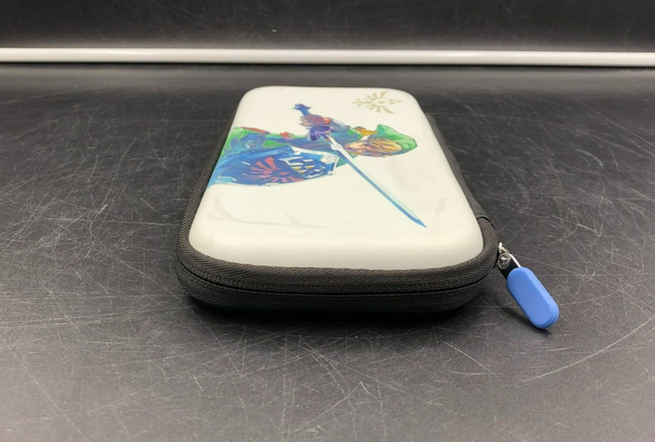 PowerA Legend of Zelda - Link Master Sword Defense Nintendo Switch Travel Case