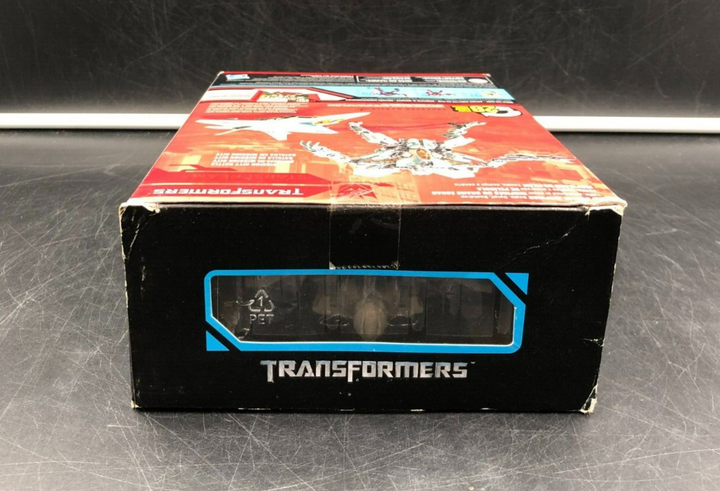 TOMY Studio Series #06 Transformers - Starscream Voyager Class Figure - NEW
