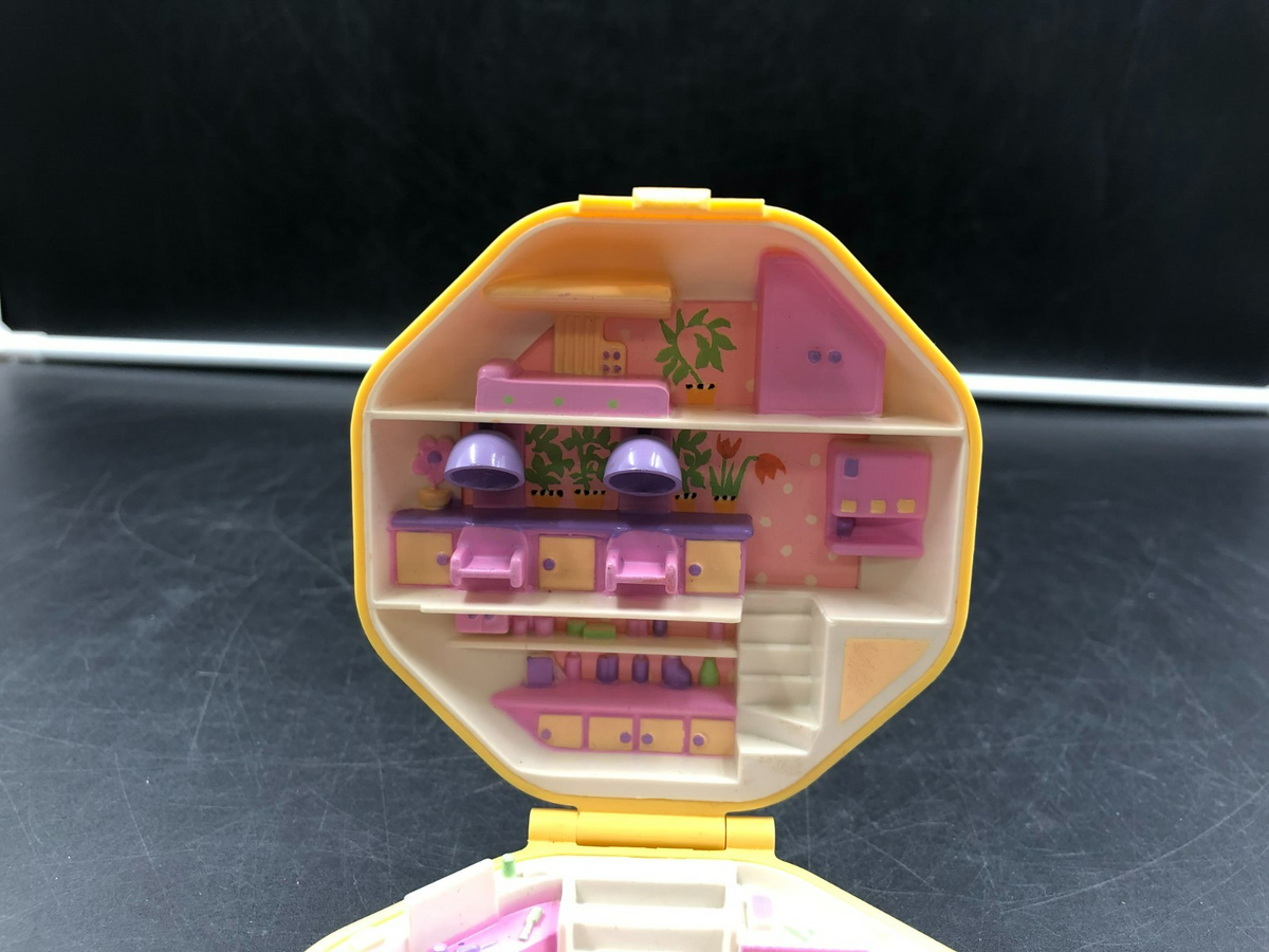 1990 Polly Pocket Yellow Octagon Hair Salon Playset - Bluebird - No Figures