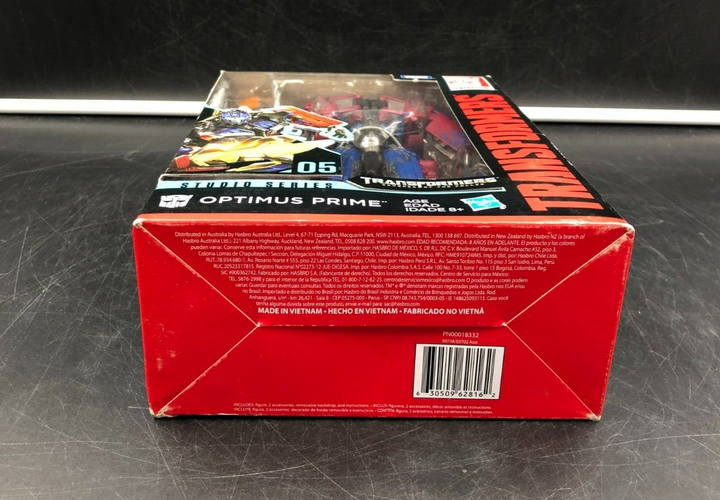 TOMY Studio Series #05 Transformers: ROTF - Optimus Prime Voyager Class - NEW
