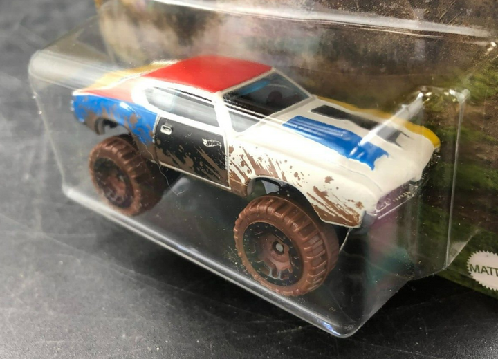 2021 Hot Wheels Off-Road Series Full Set of 5 Die-Cast Trucks Mud Runners - NEW
