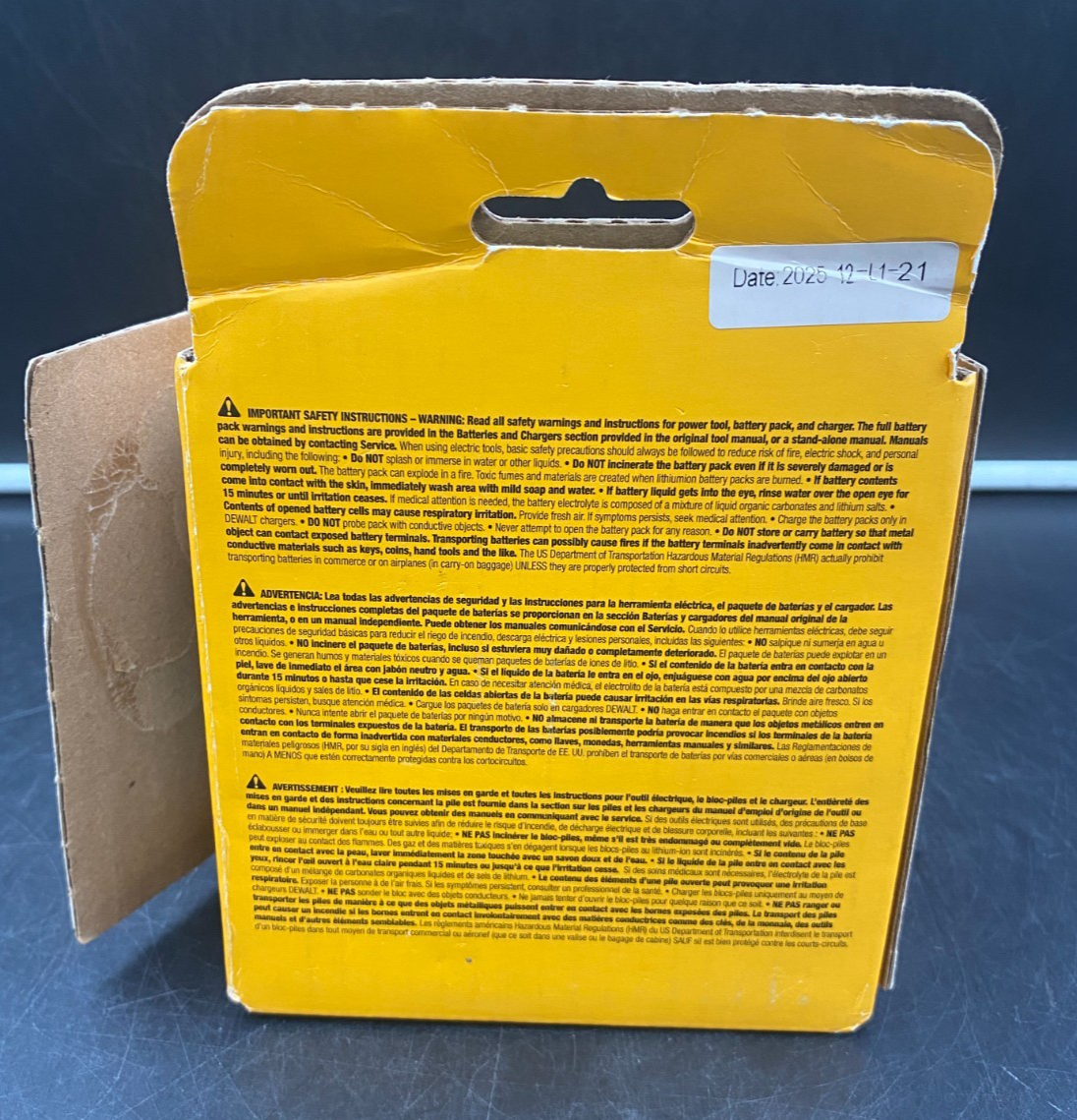 DEWALT 5AH 20V BATTERY - 2 PACK DCB205-2 *USED, SEE PICS*