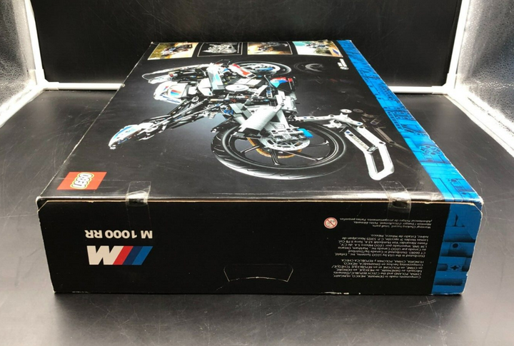 LEGO Technic BMW Motorrad M 1000 RR Motorcycle 1920 pcs Set #42130 - BRAND NEW