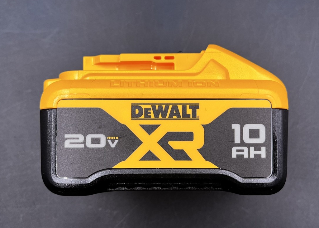 DeWalt DCB210 20V Max XR 10.0Ah Lithium Ion Battery *Open Box*