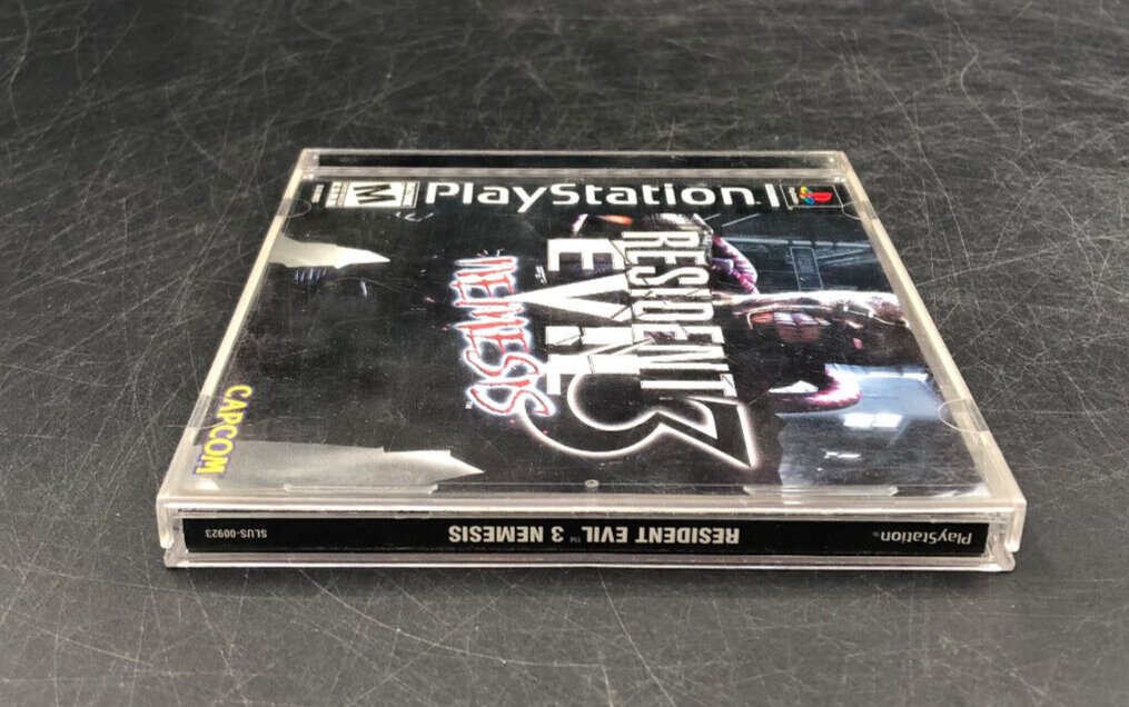 Resident Evil 3: Nemesis (Playstation 1, PS1) w/ Case + Manual