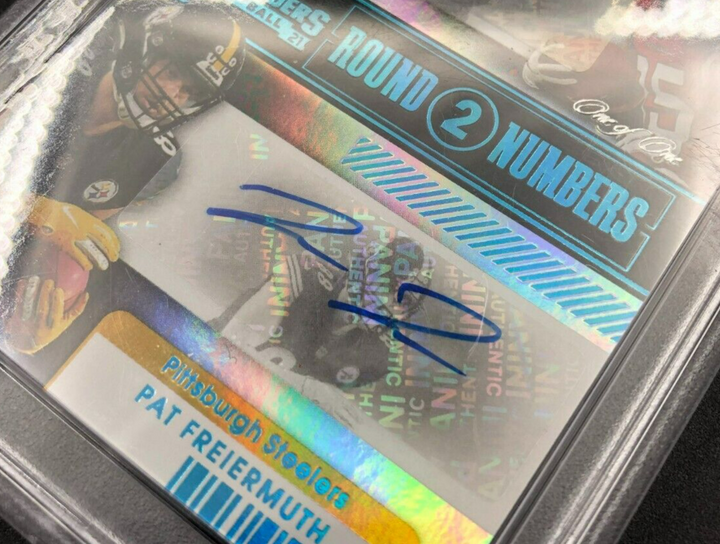 2021 Panini Contenders Round 2 #'s Moore/Freiermuth Dual Auto Platinum 1/1 PSA 8