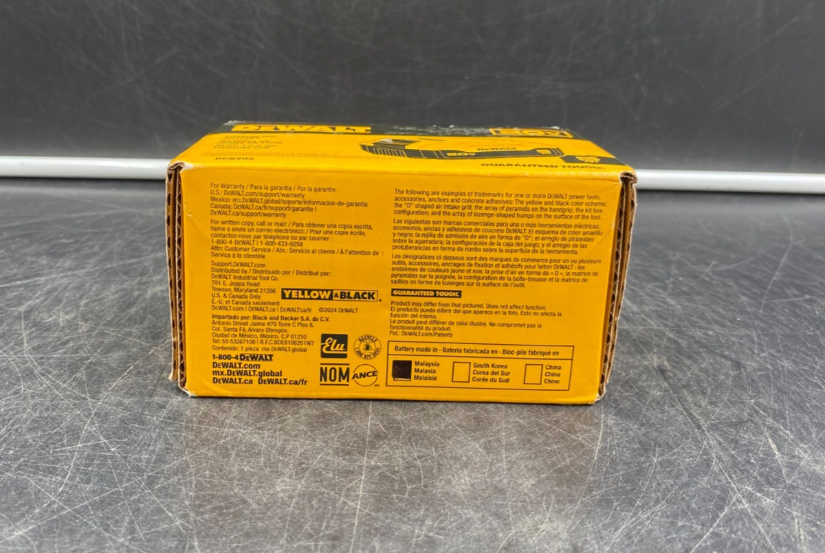DeWalt DCB205 20V Max 5Ah Lithium Ion Battery - NEW