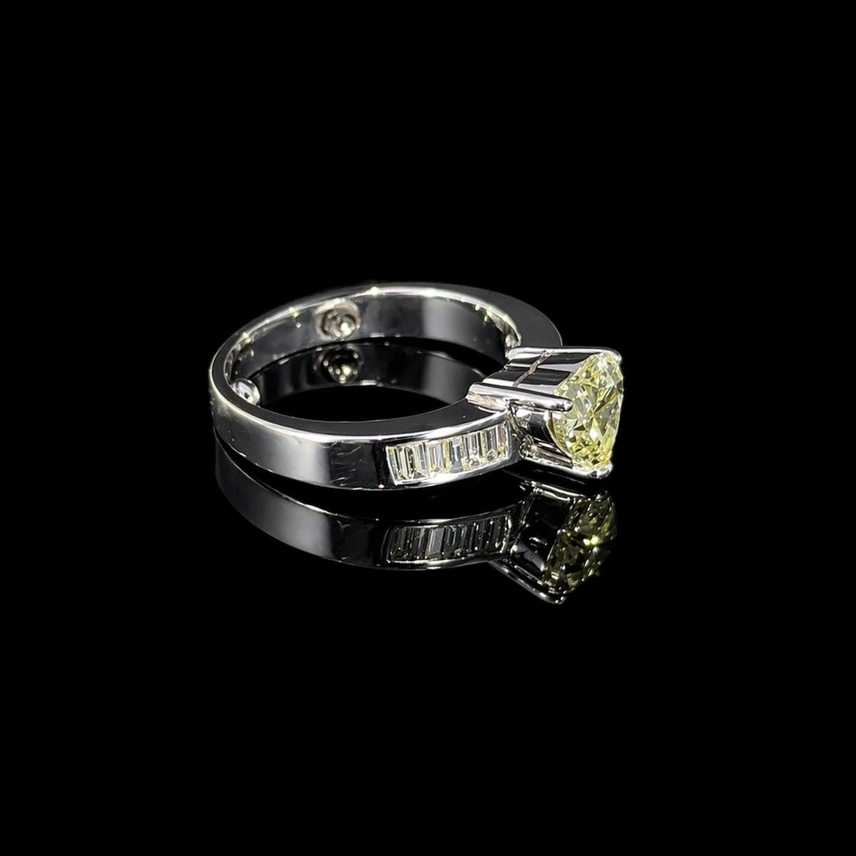 14KT White Gold Lady's Custom Made Diamond Engagement Ring With Appraisal