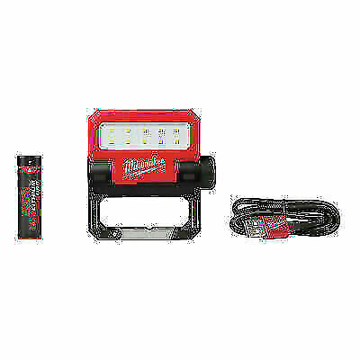 Milwaukee 2114-21 RedLithium USB 3.0 550L Rover Pivoting Flood Light - NEW